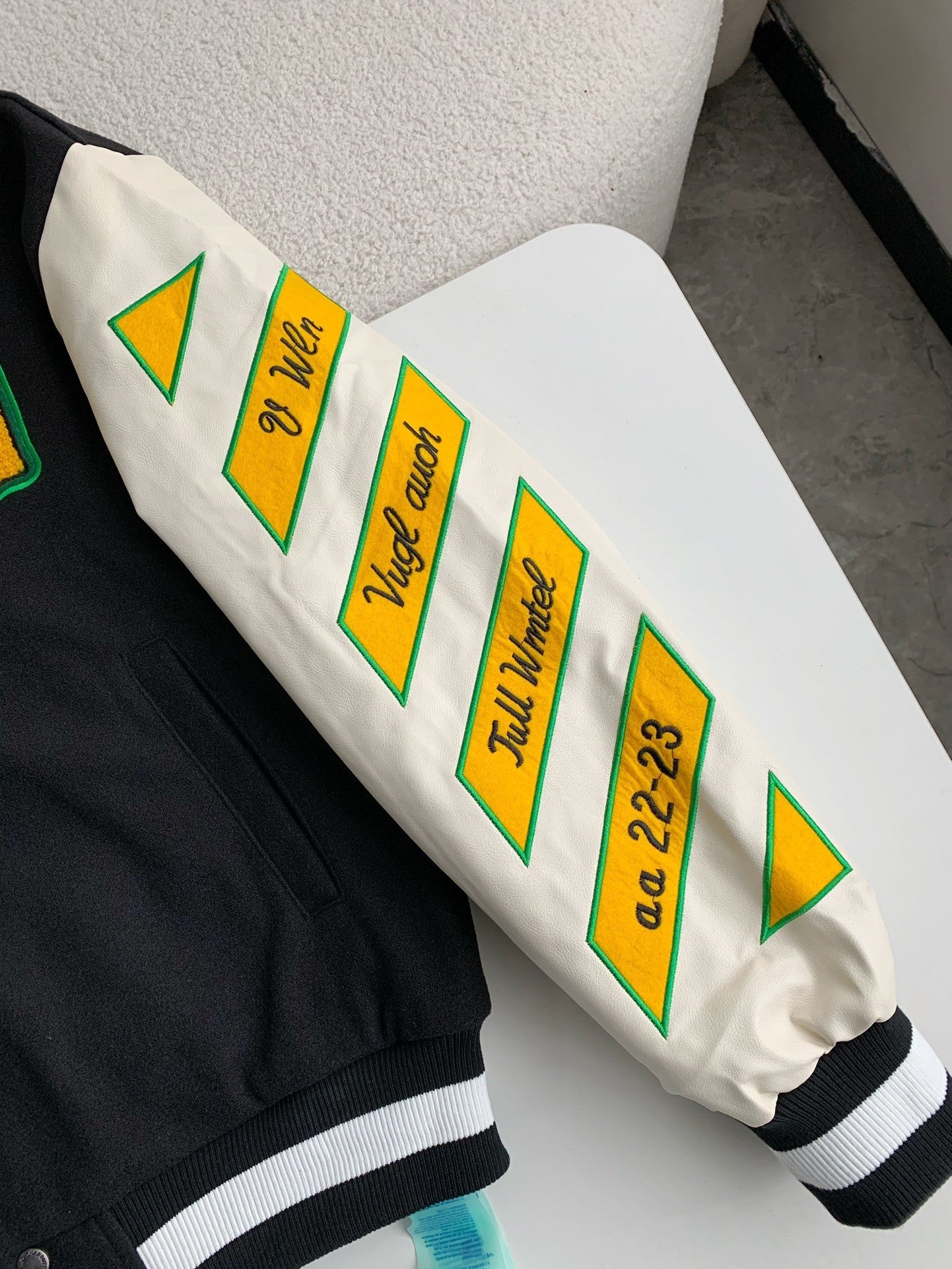 「#3499」OFF-WHITE  FW22  Logo embroidered single-breasted Baseball uniform