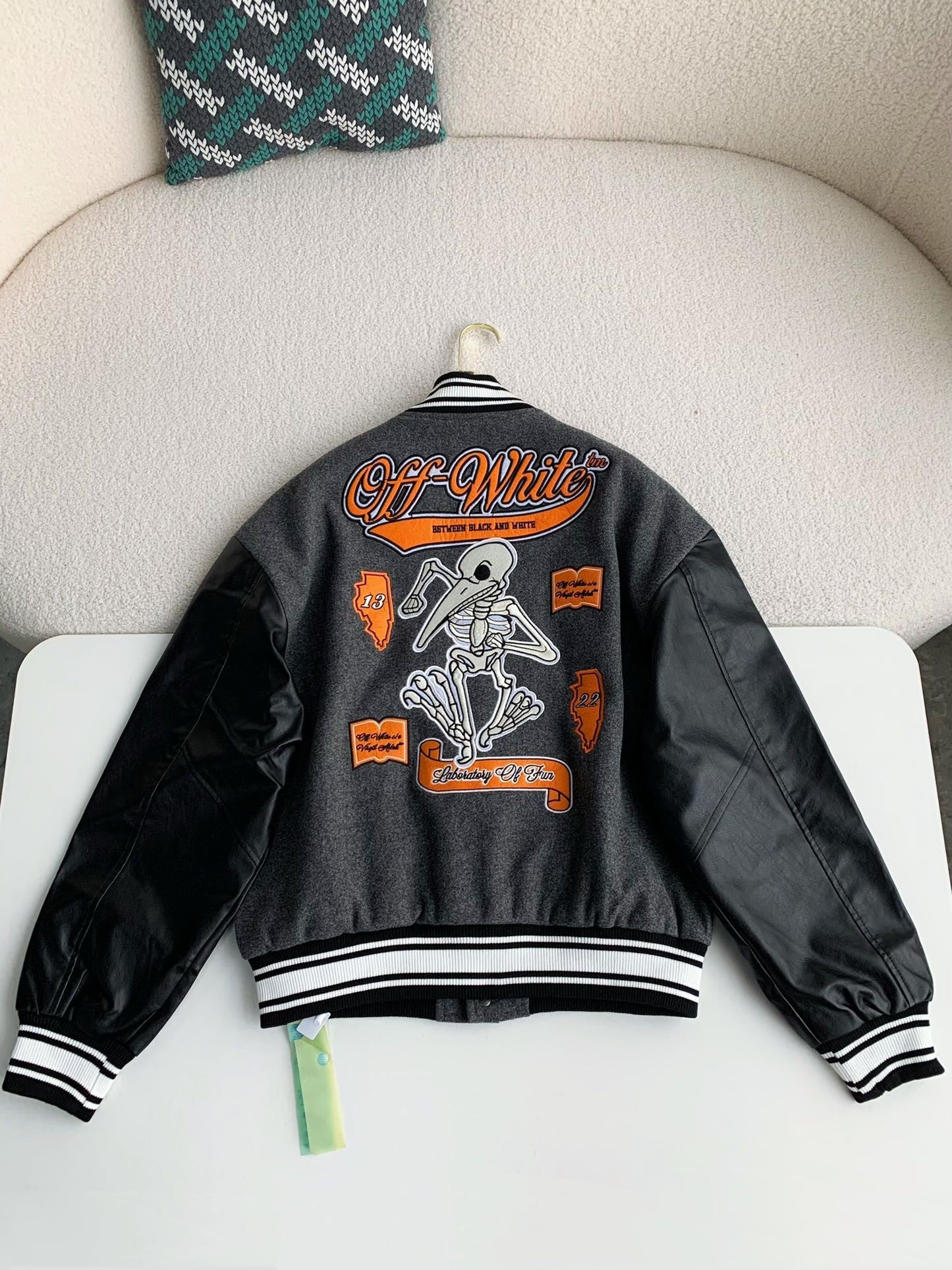 「#3501」OFF-WHITE  FW21  Alphabet pattern Baseball uniform