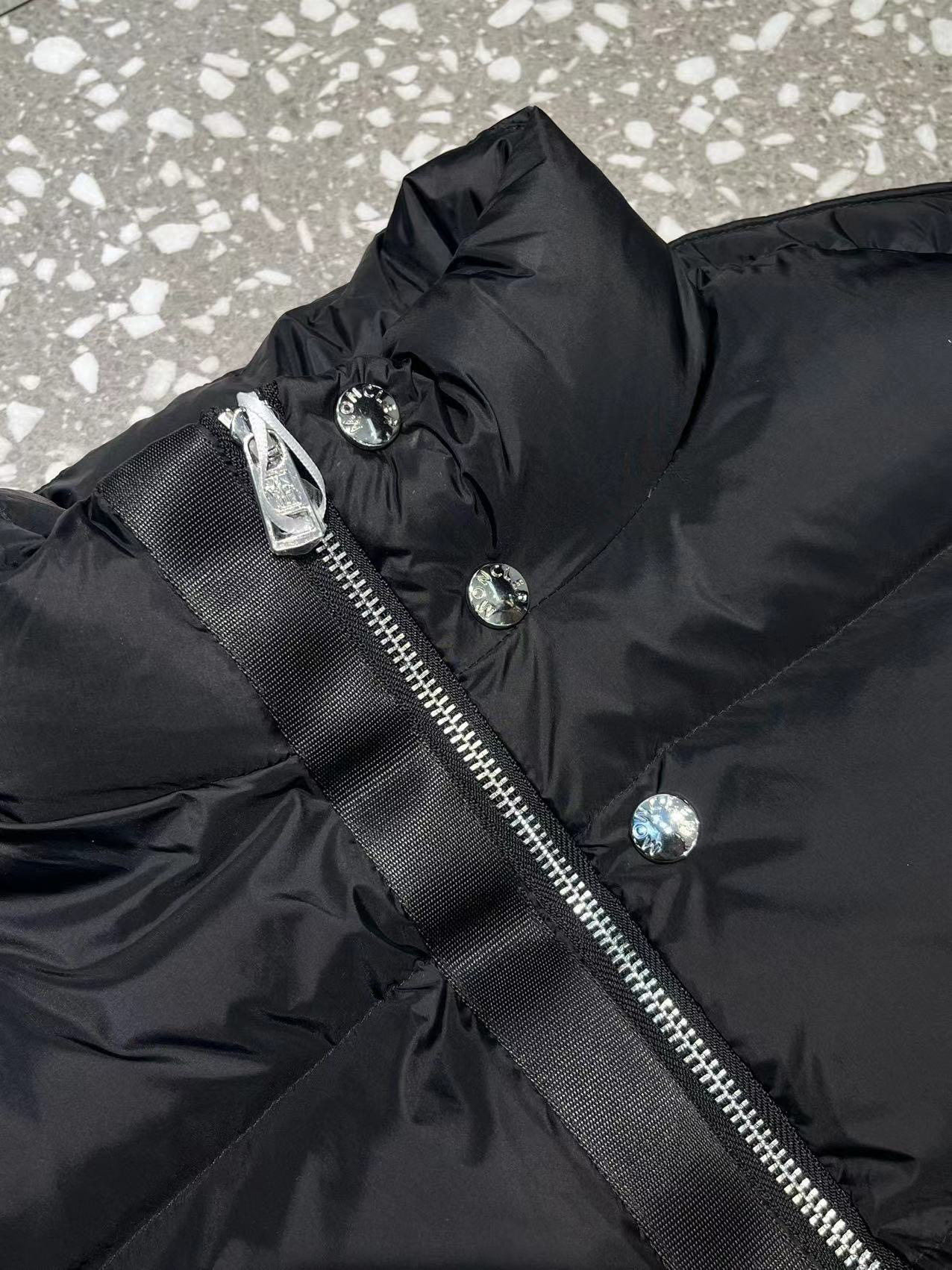「#3587」Moncler FW2023 Logo Logo Stand Collar Zipper Sleeveless Vest