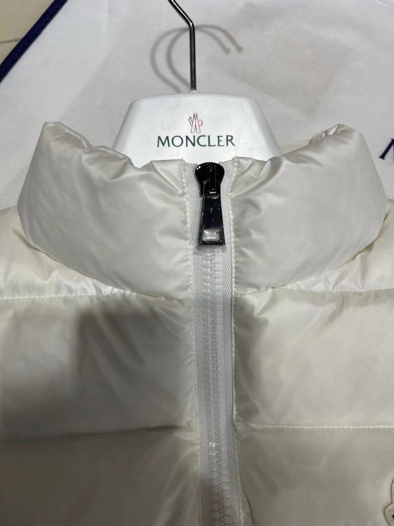 「#3588」Moncler down vest