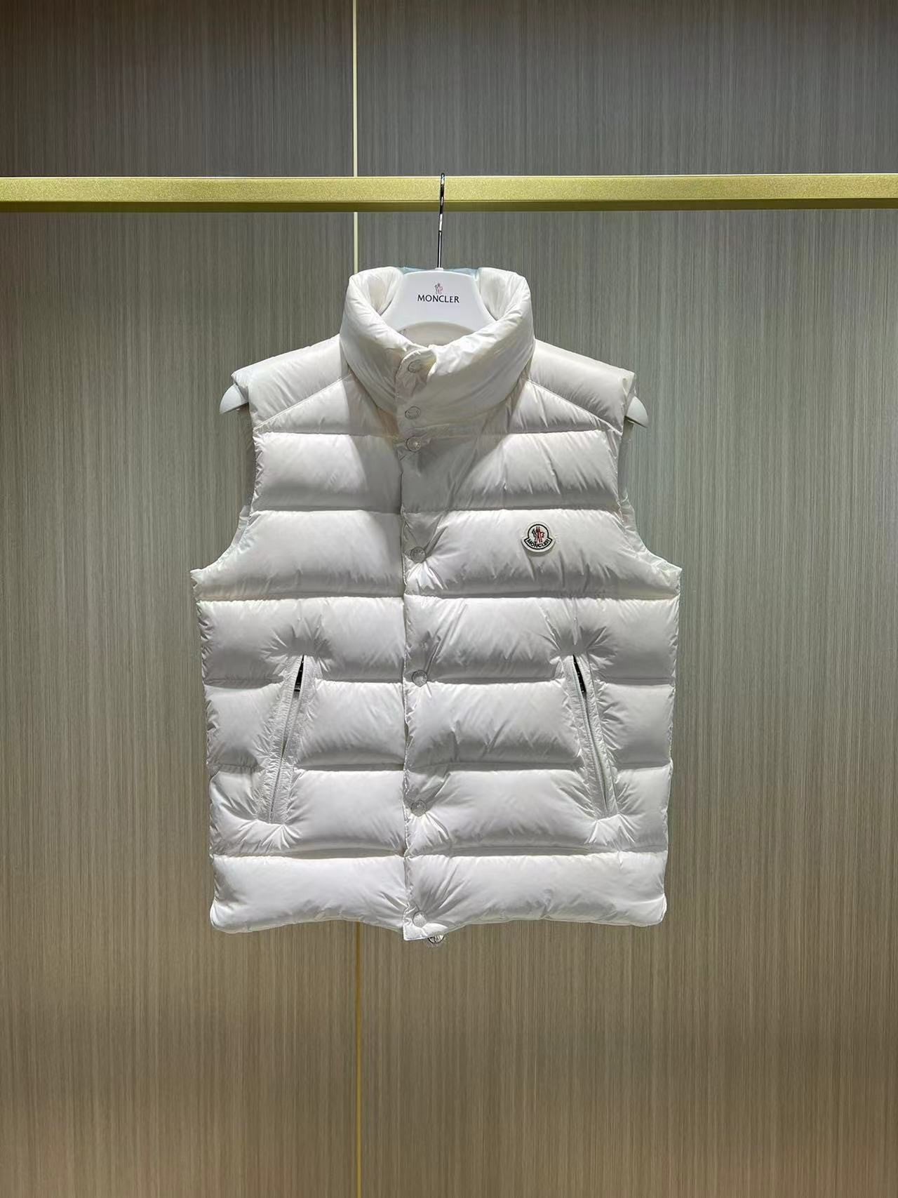 「#3589」Moncler stand collar down vest