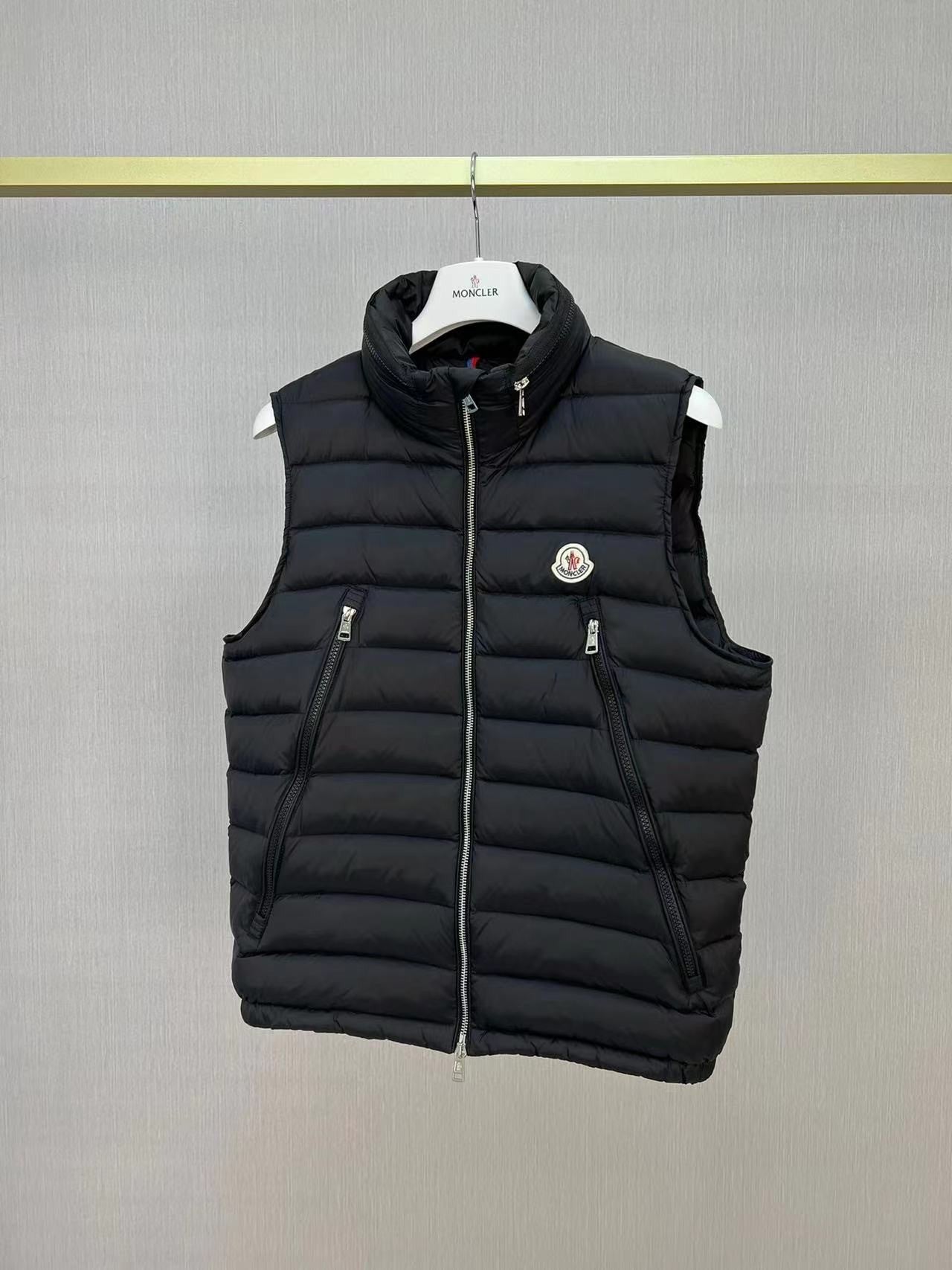 「#3592」Moncler new albyt oblique zipper hidden hood stand collar vest