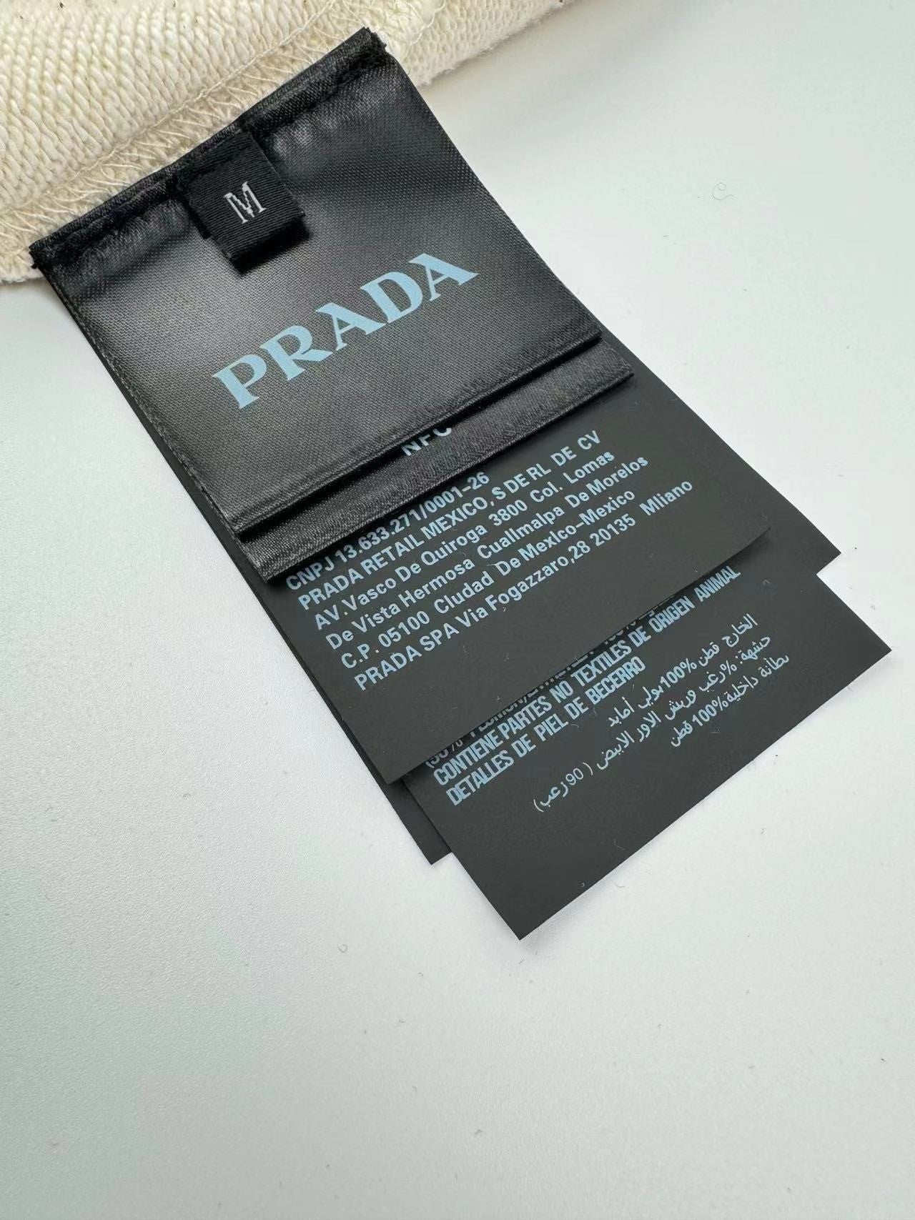 「#3595」PRADA Apricot triangle logo hooded sweatshirt