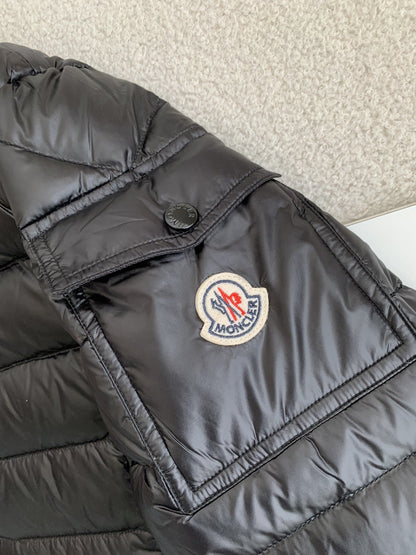 「#3672」Moncler Short  men's down jacket