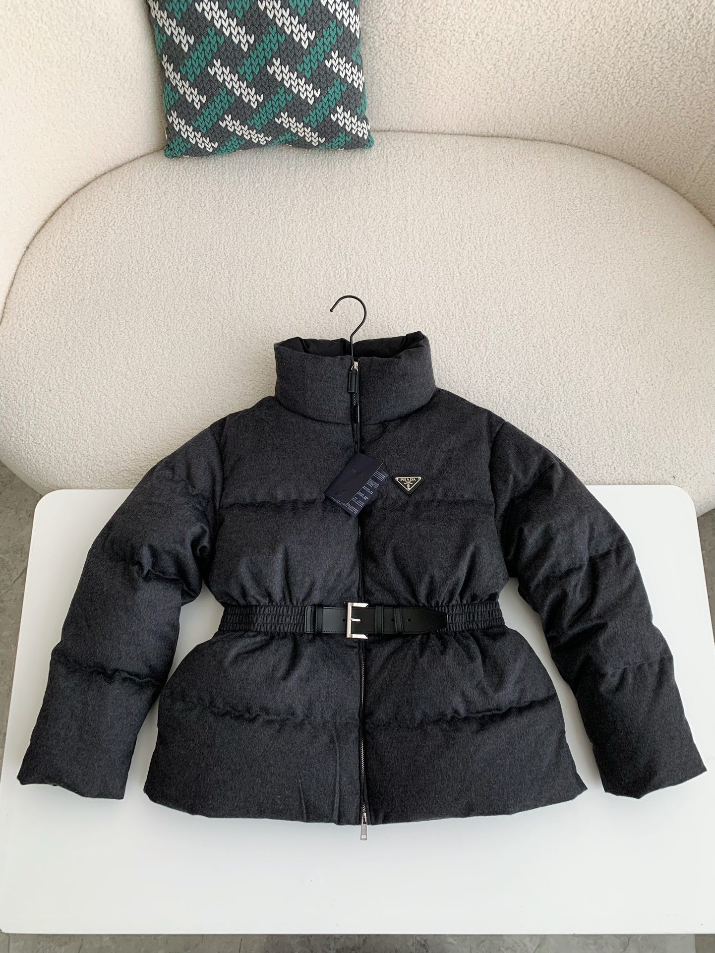 「#3694」Prada logo stand collar down jacket