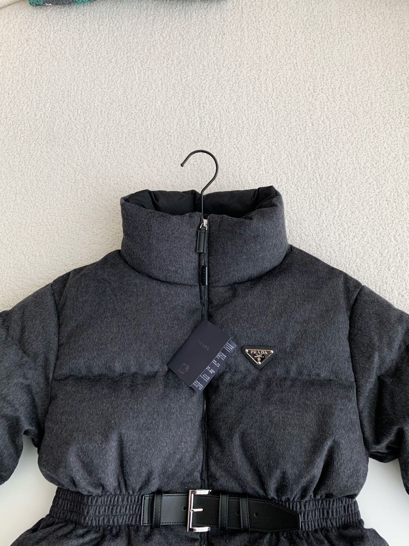 「#3694」Prada logo stand collar down jacket