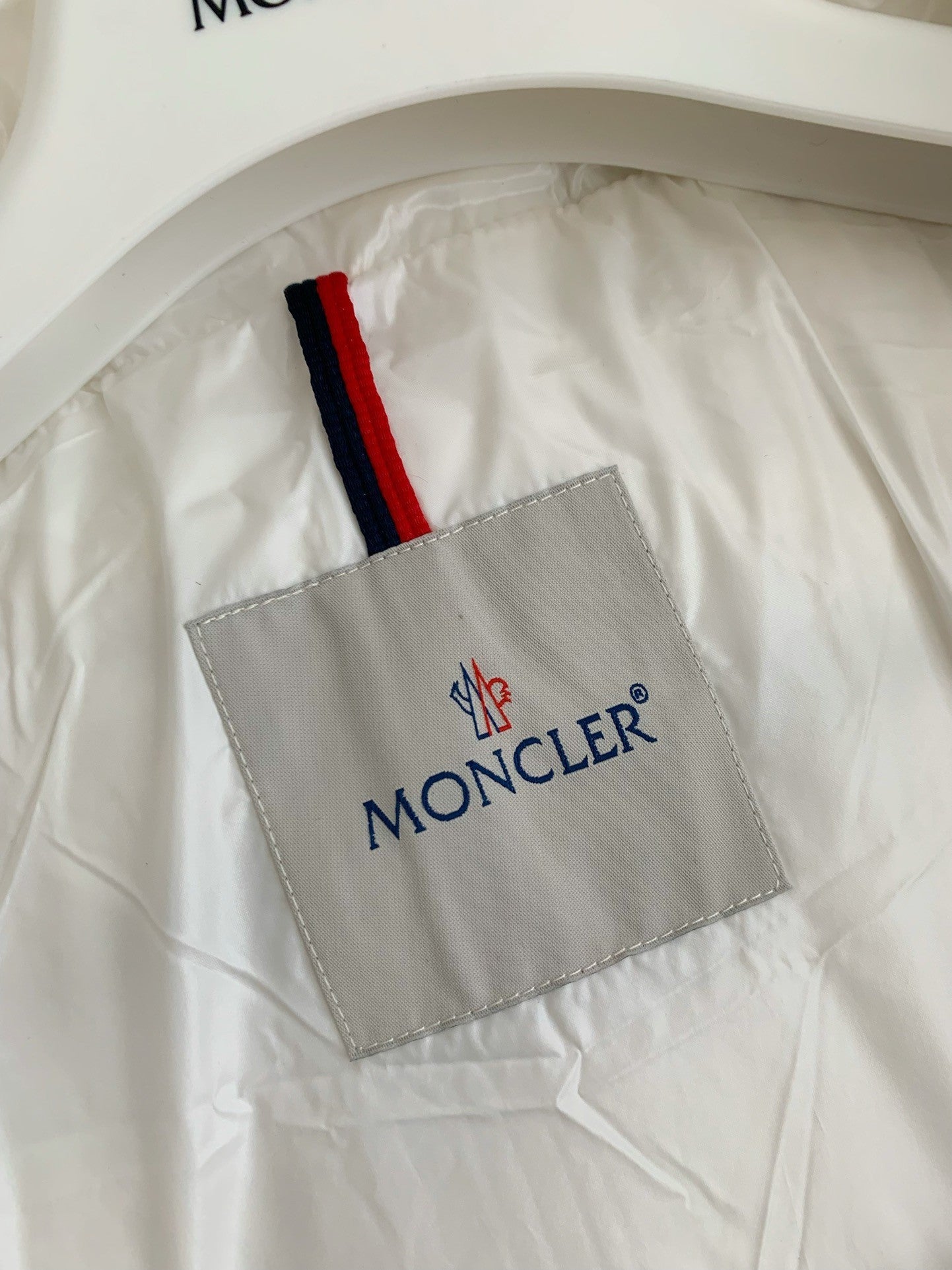 「#3706」Moncler Montbeliard down jacket