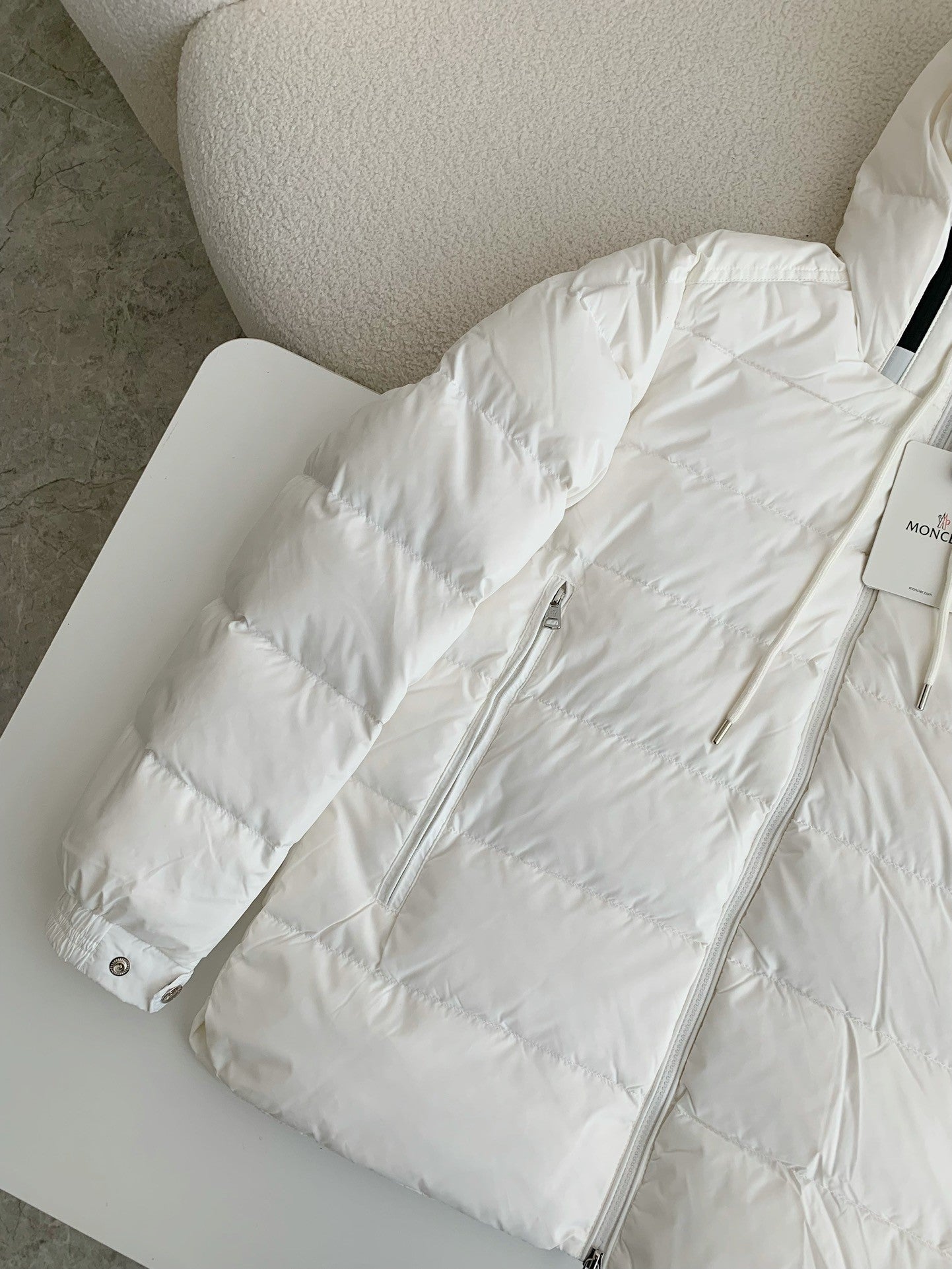 「#3706」Moncler Montbeliard down jacket