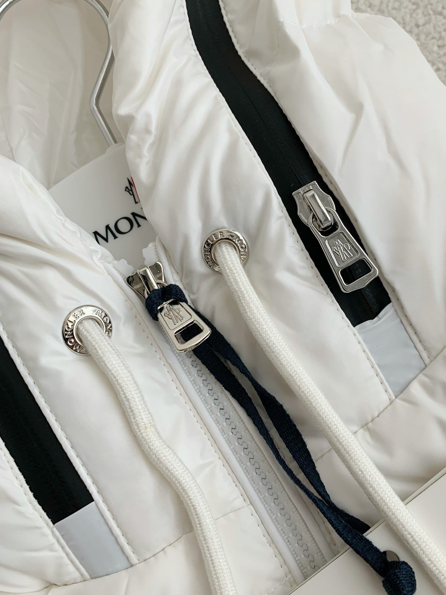 「#3706」Moncler Montbeliard down jacket