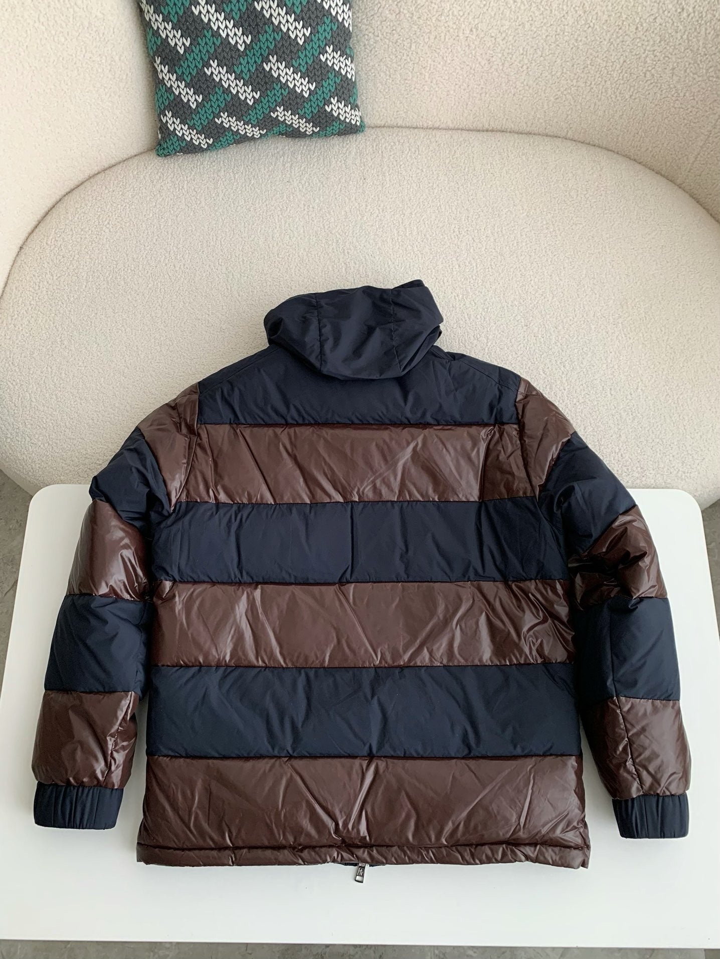 「#3713」Moncler Montbeliard down jacket