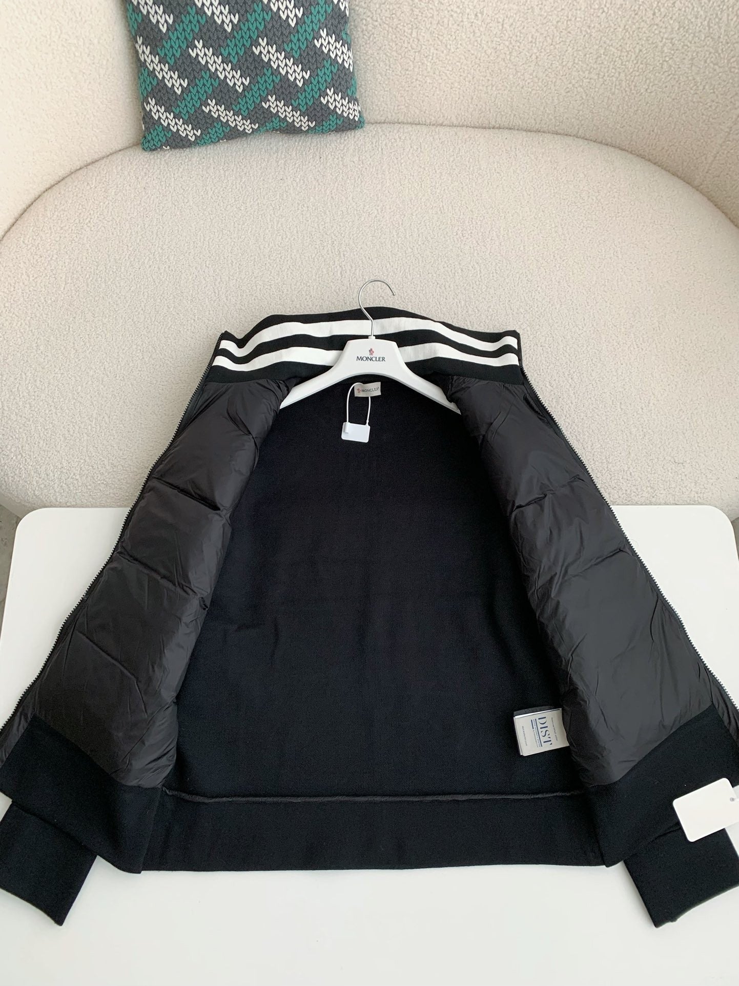 「#3732」Moncler SS23 Long sleeve jacket with high neck