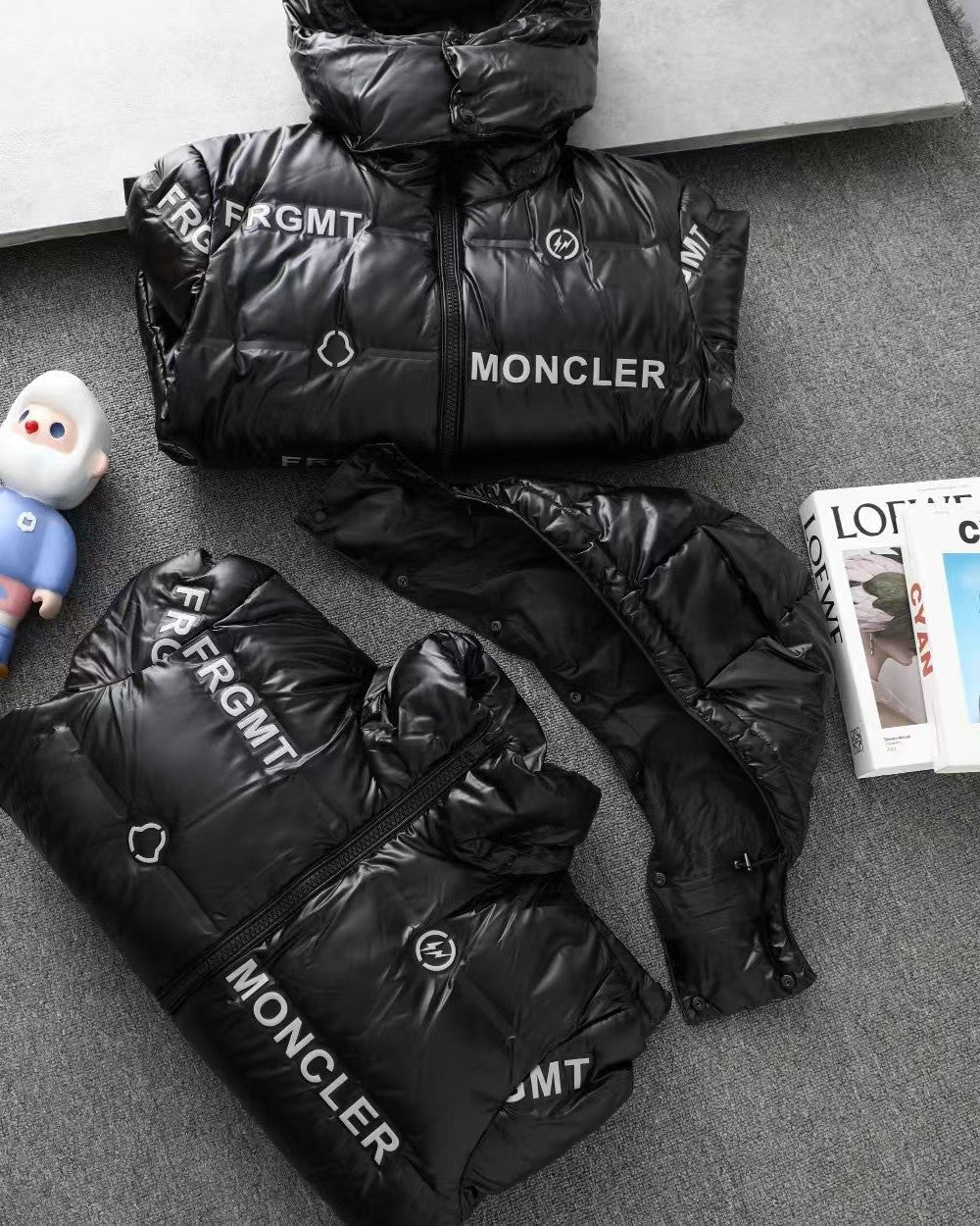 「#3789」Moncler Fujiwara Hiroshi co-branded full-print letter shiny down jacket