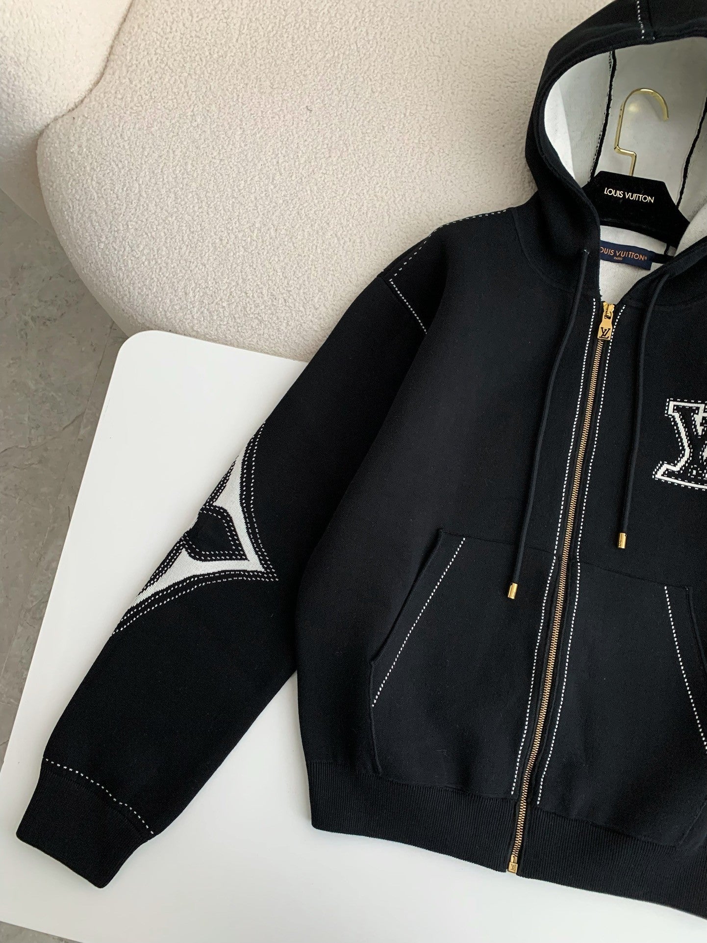 「#3850」Louis Vuitton SS24 Logo Inlaid flower zipper sweatshirt Jackets