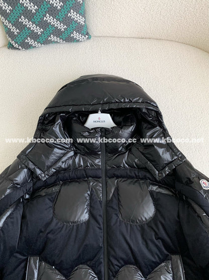 「#3871」Moncler x Batman Collaboration; Jointly issued Solander series down jacket