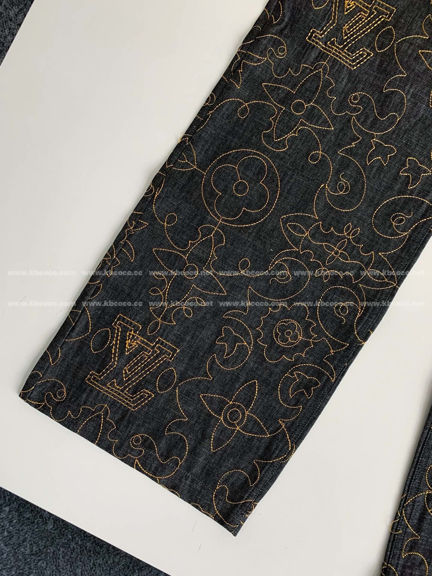「#3973」Louis Vuitton Costumes
