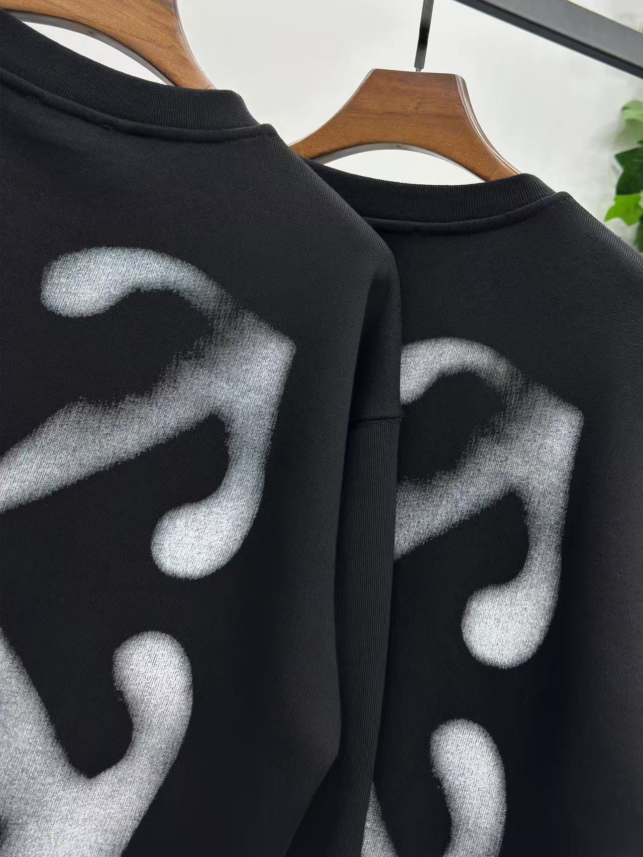 「#4224」offwhite fuzzy arrow round neck sweatshirt