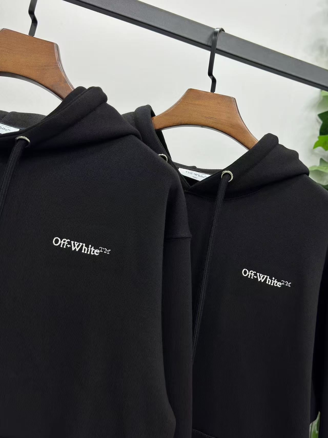 「#4226」offwhite24 autumn and winter embroidered arrow hooded sweatshirt