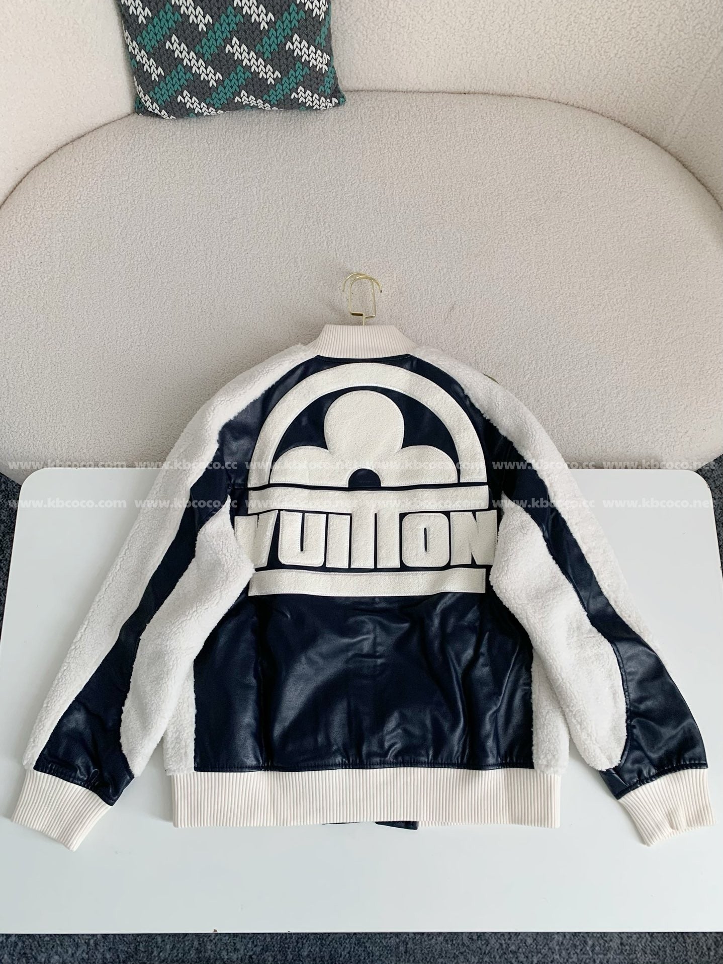 「#3426」Louis Vuitton floral lettering lambskin baseball jacket