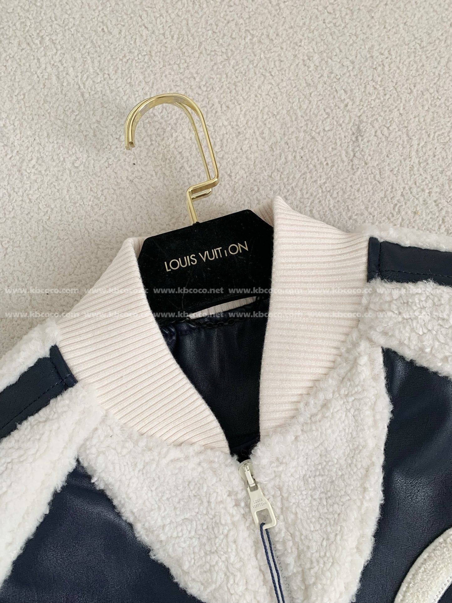 「#3426」Louis Vuitton floral lettering lambskin baseball jacket