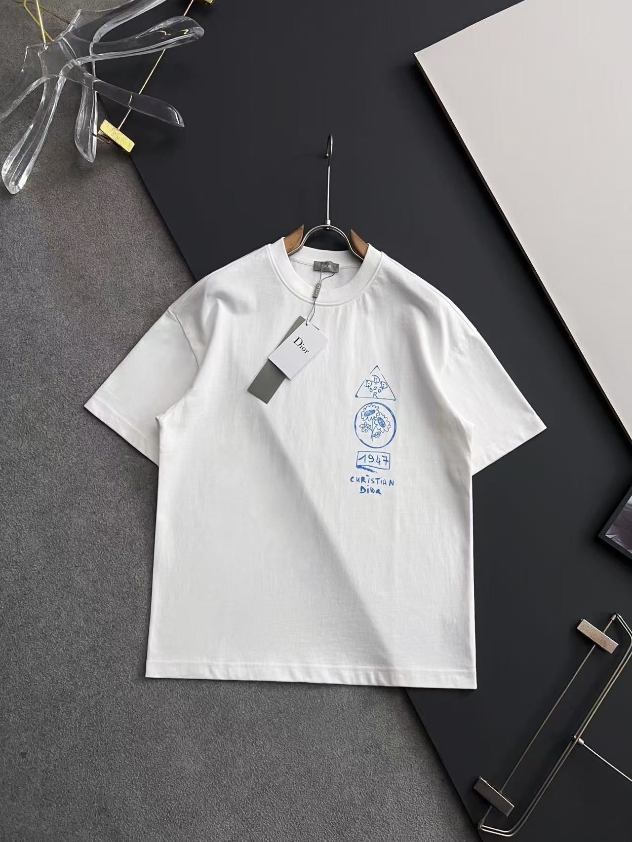 「#4244」Dior Spring/Summer White Two-Hand Direct Ink Jewelry Printed T-shirt