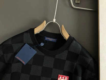 「#4242」Louis Vuitton SpringSummer Black Checkerboard Label Toothbrush Embroidery T-shirt