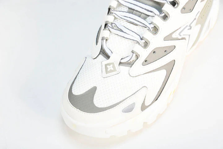 Louis Vuittоп Runner Tatic Sneaker 'Grey White'