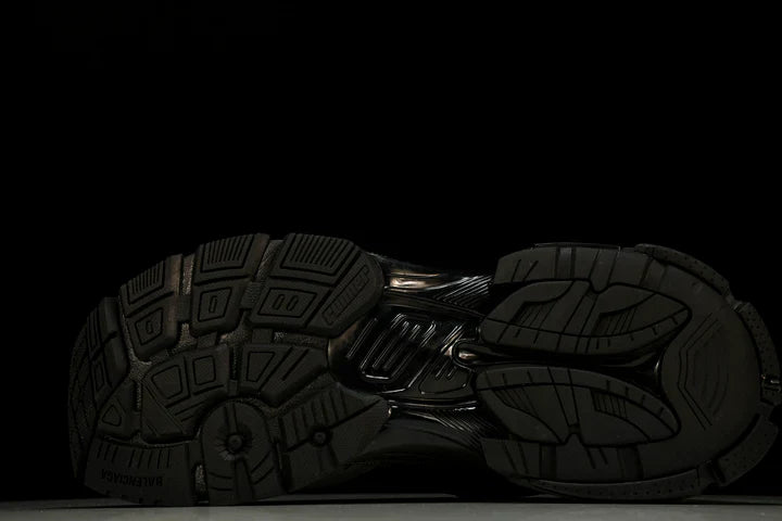 Runner 'Triple Black - Glossy'