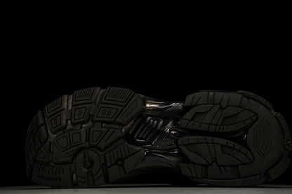 Runner 'Triple Black - Glossy'