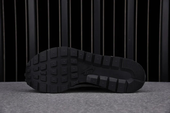 Sacai VaporWaffle Black White