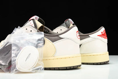 Travis Scott x AJ1 Low OG 'Reverse Mocha'