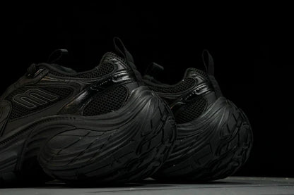 10XL Sneaker 'Black'