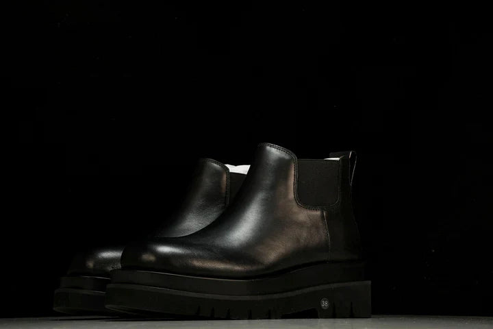 Вottega Veneta Lug Ankle Chelsea Boots 'Black'