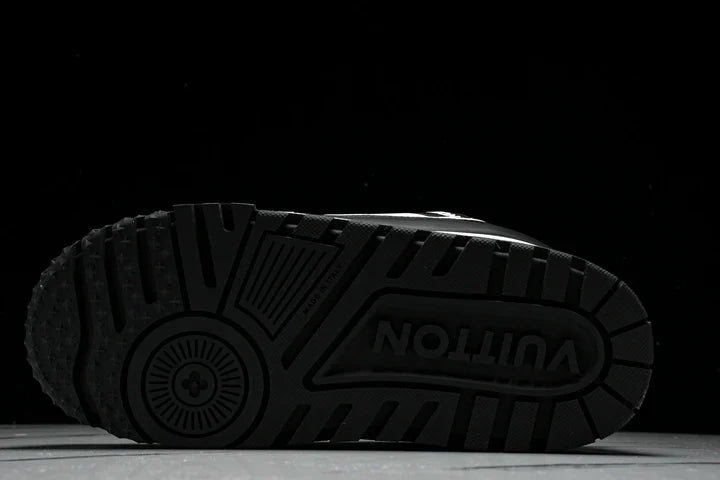 Louis Vuittоп Trainer Maxi 'Black White'