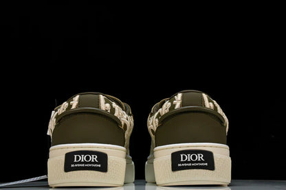 D1or B33 'Khaki Oblique'