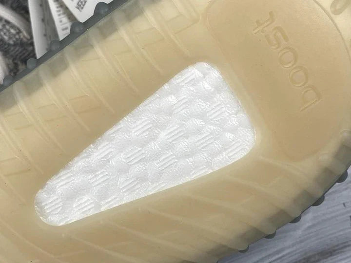 Yzy Boost 350 v2 Israfil