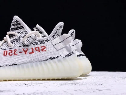Yzy Boost 350 v2 Zebra