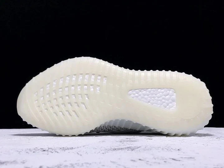 Yzy Boost 350 v2 Static Non-Reflective