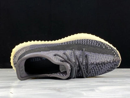 Yzy Boost 350 v2 Carbon “Asriel”